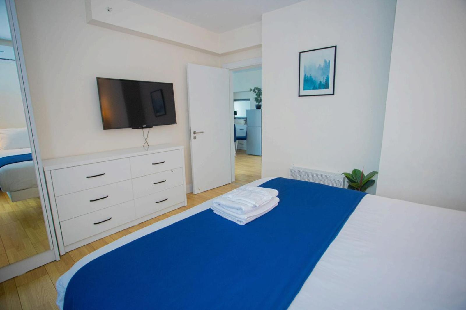 Lux Apart Hotel 555 Батуми Екстериор снимка